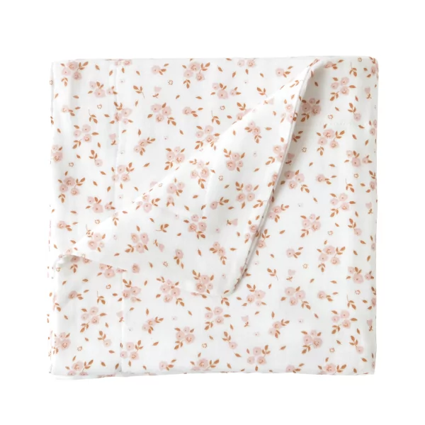 couverture bébé en lange coton bio imprimée fleurs roses et caramel sur fond écru