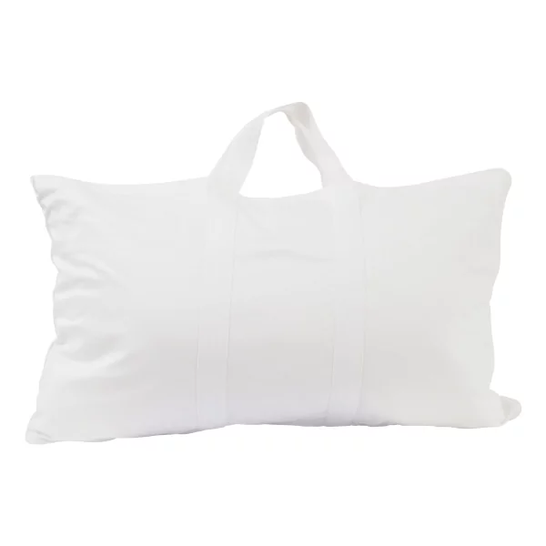 sac de couchage enfant replié dans son sac de transport intégré