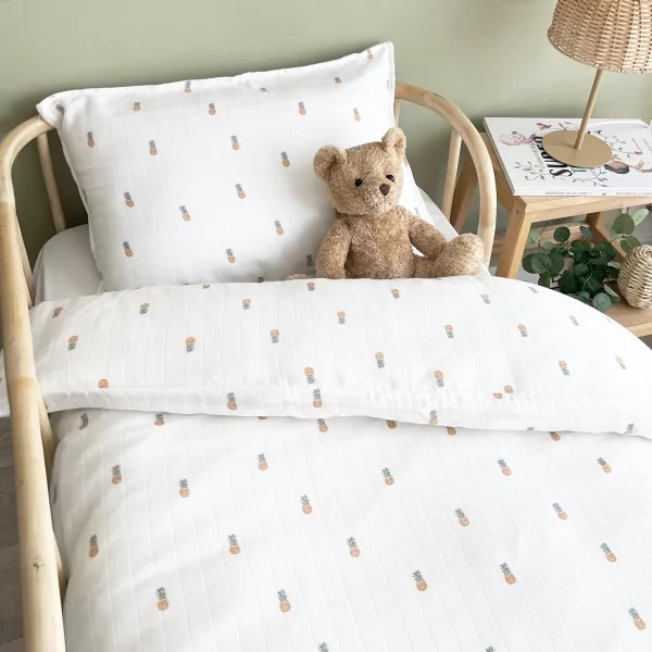 parure de lit bébé ananas taie + housse 100x140 cm en gaze de coton bio