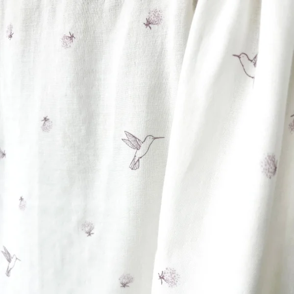 Maxi-lange bébé 120x120 cm en double-gaze imprimé colibris parme et fleurs