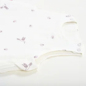 gigoteuse ete bebe gaze de coton bio motif colibri parme