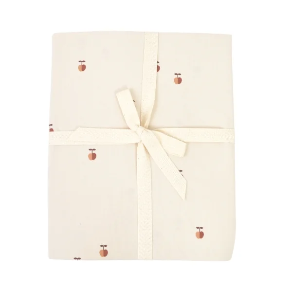 drap housse lit bébé percale pur coton bio écru imprimé de petites pommes caramel