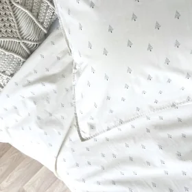 parure de lit 1 personne écrue imprimée de sapins bleu marine en coton bio