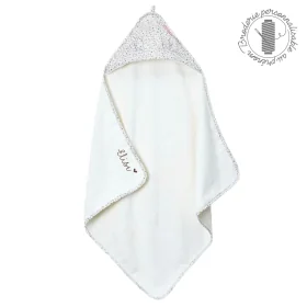 cape de bain bébé brodée au prénom fleurs Lilly