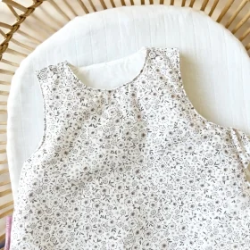 gigoteuse bebe TOG 2.5 fleurs beiges et roses Lilly