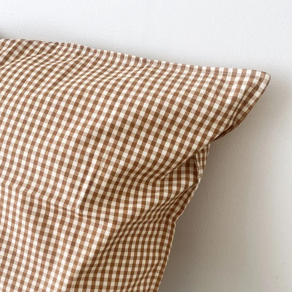 parure housse de couette et taie d'oreiller enfant en vichy caramel coton bio