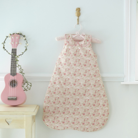 Gigoteuse fille rose tog 2,5 motif fleur en coton bio oekotex