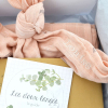 coffret cadeau lange personnalisé au prénom coloris rose en coton bio