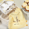 Bavoir mixte garçon fille jaune motif happy birthday en coton bio oekotex