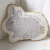 Coussin Pompom le lapin