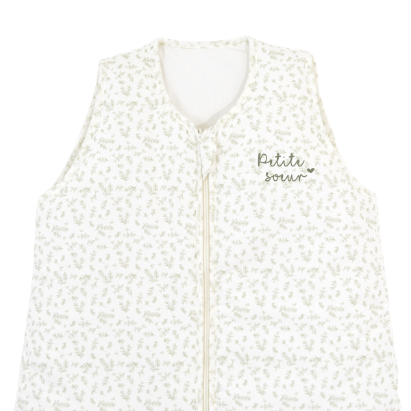 Gigoteuse pour enfant de 6 à 10 ans longueur 150 cm imprimé motif buis écru et vert en coton bio personnalisée prénom