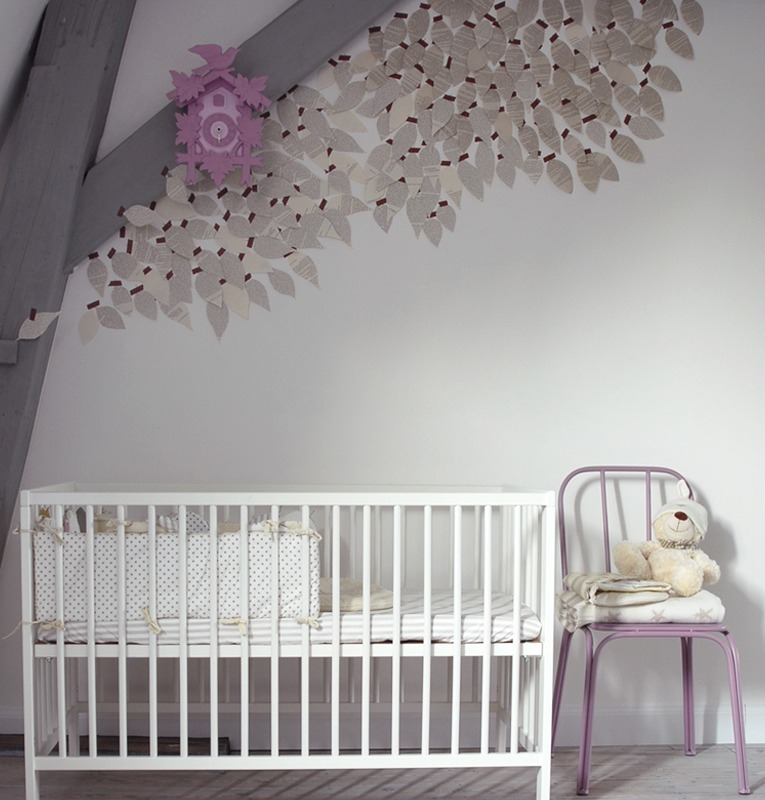 idée de décoration feuilles pour chambre d'enfant