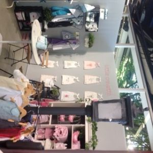 stand little crevette