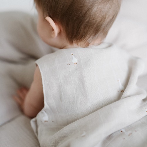 gigoteuse bébé en gaze de coton imprimé oies